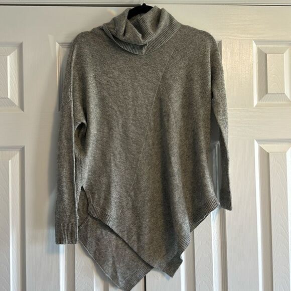 360 Sweater Women’s Grey Turtleneck Asymmetrical Sweater - Picture 1 of 7